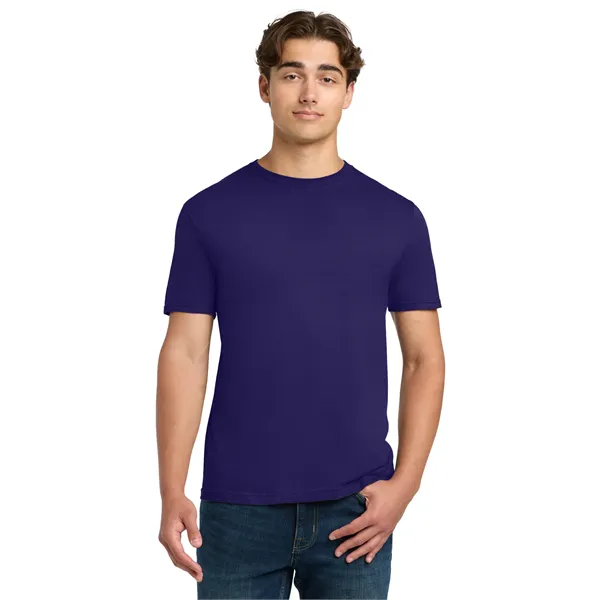 Gildan Softstyle T-Shirt.