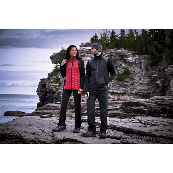 Women's BANFF Hybrid Insulated Jacket - Women's BANFF Hybrid Insulated Jacket - Image 1 of 12