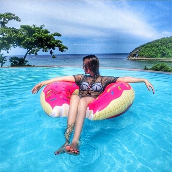 Inflatable Adult Donut Pool Swim Ring - Inflatable Adult Donut Pool Swim Ring - Image 2 of 6