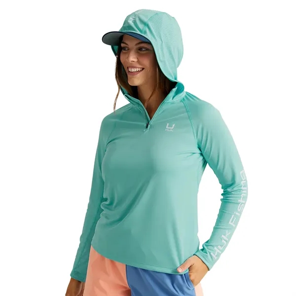 Huk® Women's HydroCool Performance Full Sleeve Quarter Zip