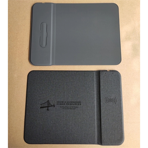 Qi Wireless Charging Pad Mouse Mat - Qi Wireless Charging Pad Mouse Mat - Image 3 of 5