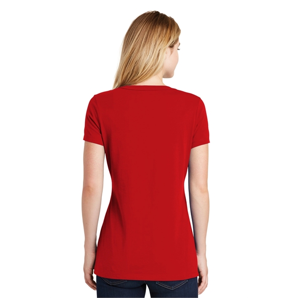 New Era Women's Heritage Blend V-Neck Tee. - New Era Women's Heritage Blend V-Neck Tee. - Image 27 of 76