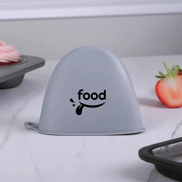 Custom Lil'Pinch Silicone Oven Mitt