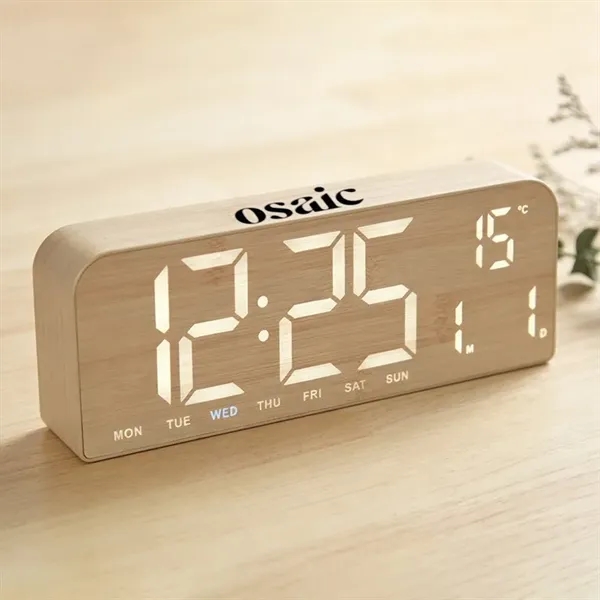 Custom LED Wood Grain Clock