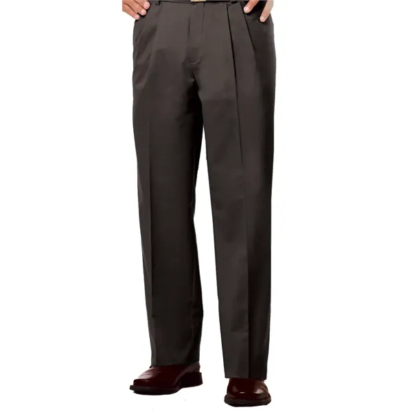 Men's Scotchgard Twill Pleated Front Pant