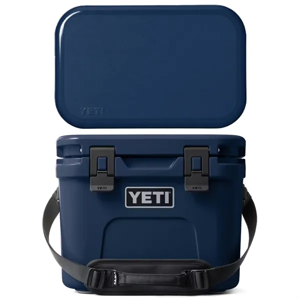 15 QT YETI® Roadie Hard Cooler Ice Chest 16.9" x 14"