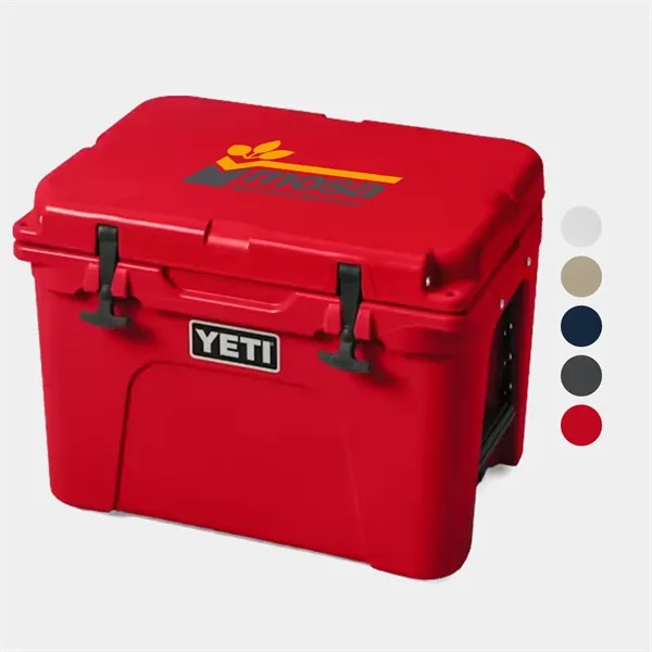 35 QT YETI® Tundra Hard Cooler Ice Chest (21.1" x 15.4")