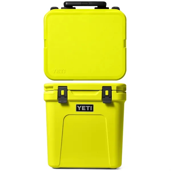 48 QT YETI® Roadie Wheeled Hard Cooler Ice Chest 20" x 20.6"