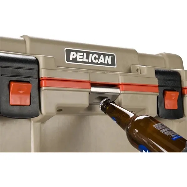 Pelican™ 50QT Cooler WHITE