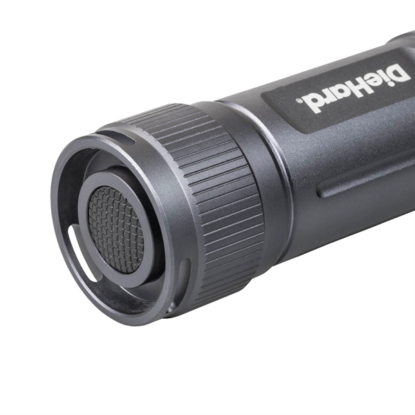 DieHard 600 Lumen Twist Focus Flashlight - DieHard 600 Lumen Twist Focus Flashlight - Image 1 of 2