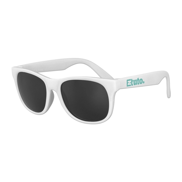 Premium Classic Solid Color Sunglasses - Premium Classic Solid Color Sunglasses - Image 4 of 8