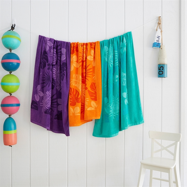 Diamond Collection Colored Beach Towel - Diamond Collection Colored Beach Towel - Image 0 of 6