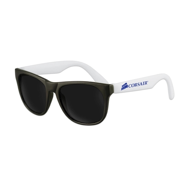 Premium Classic Sunglasses - Premium Classic Sunglasses - Image 2 of 9