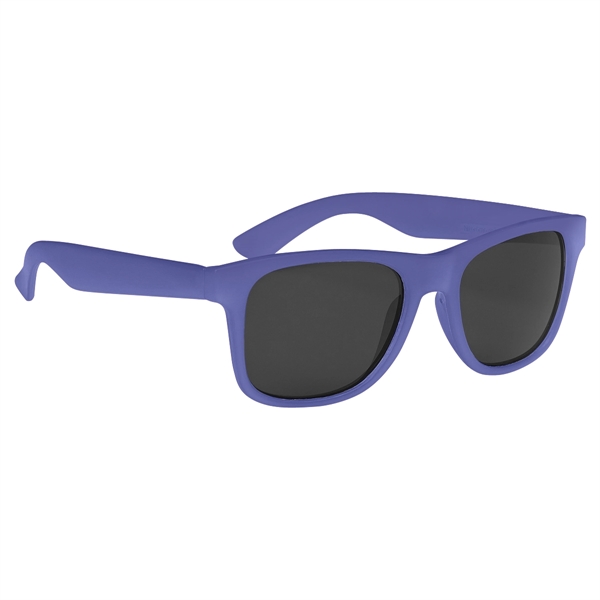 Color Changing Malibu Sunglasses - Color Changing Malibu Sunglasses - Image 8 of 37