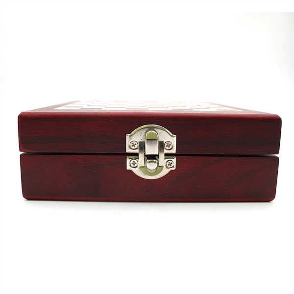 Wine Gift Set with Chess - Wine Gift Set with Chess - Image 3 of 3