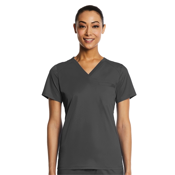 Maevn - EON Sport - Women's One-Pocket V-Neck Top - Maevn - EON Sport - Women's One-Pocket V-Neck Top - Image 2 of 5