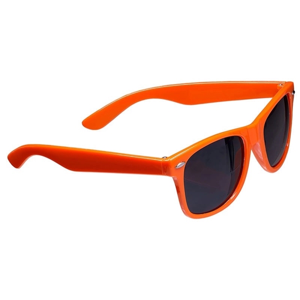 White Fashion Sunglasses - White Fashion Sunglasses - Image 7 of 11