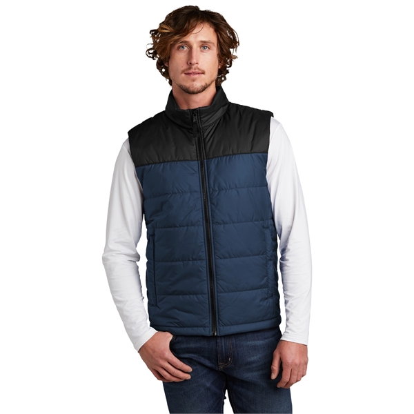 The North Face Everyday Insulated Vest. - The North Face Everyday Insulated Vest. - Image 9 of 12