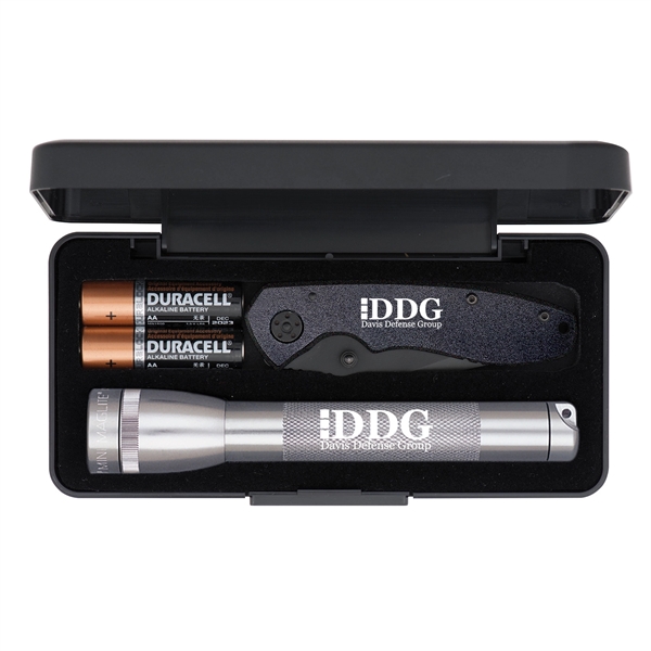 AA Mini Maglite® with Warhawk Pocket Knife - AA Mini Maglite® with Warhawk Pocket Knife - Image 1 of 5