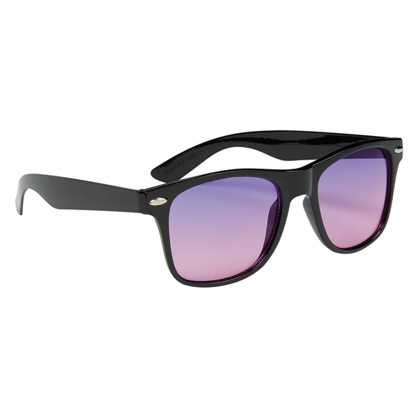 Beach Gradient Sunglasses - Beach Gradient Sunglasses - Image 5 of 8
