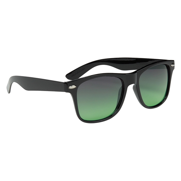 Beach Gradient Sunglasses - Beach Gradient Sunglasses - Image 8 of 8