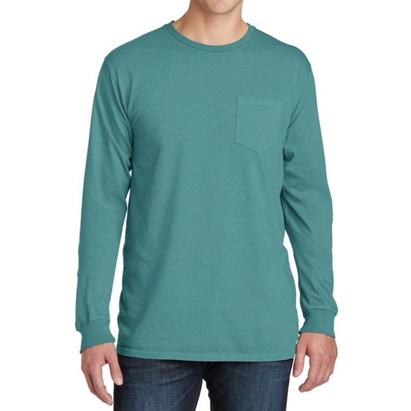 Stylish Pigment-Dyed Long Sleeve Tee with Pocket - Stylish Pigment-Dyed Long Sleeve Tee with Pocket - Image 6 of 19