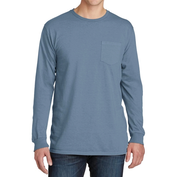 Stylish Pigment-Dyed Long Sleeve Tee with Pocket - Stylish Pigment-Dyed Long Sleeve Tee with Pocket - Image 15 of 19