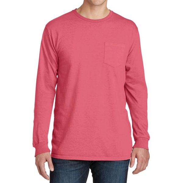 Stylish Pigment-Dyed Long Sleeve Tee with Pocket - Stylish Pigment-Dyed Long Sleeve Tee with Pocket - Image 16 of 19