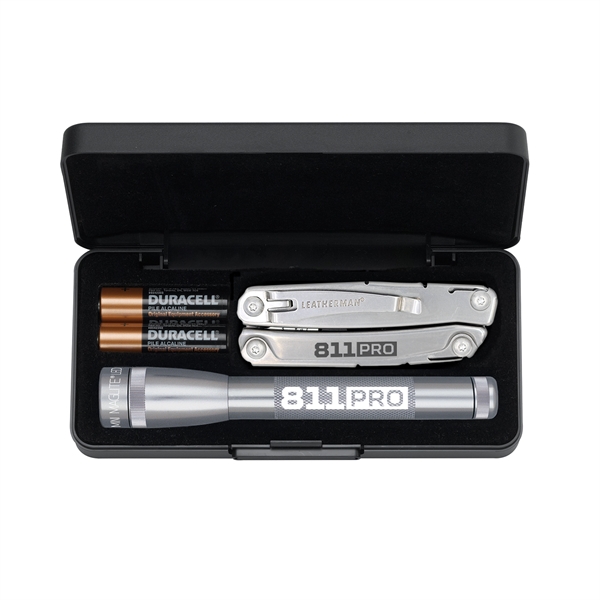 AA MINI MAGLITE® LED & LEATHERMAN Rev - AA MINI MAGLITE® LED & LEATHERMAN Rev - Image 1 of 5