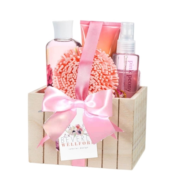 Pink Bath and Spa Gift Basket - Pink Bath and Spa Gift Basket - Image 0 of 1