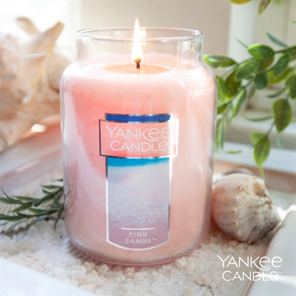 Yankee® Candle - 22oz - Yankee® Candle - 22oz - Image 3 of 10