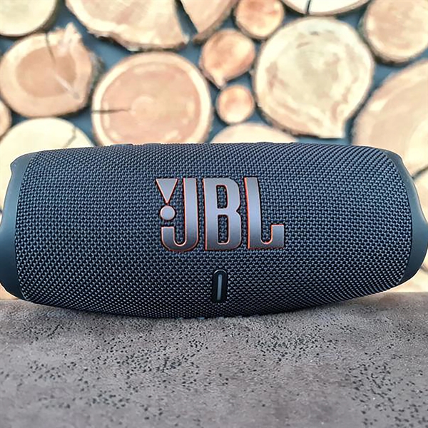 JBL Charge 5 Portable Waterproof Speaker with Powerbank - JBL Charge 5 Portable Waterproof Speaker with Powerbank - Image 18 of 26