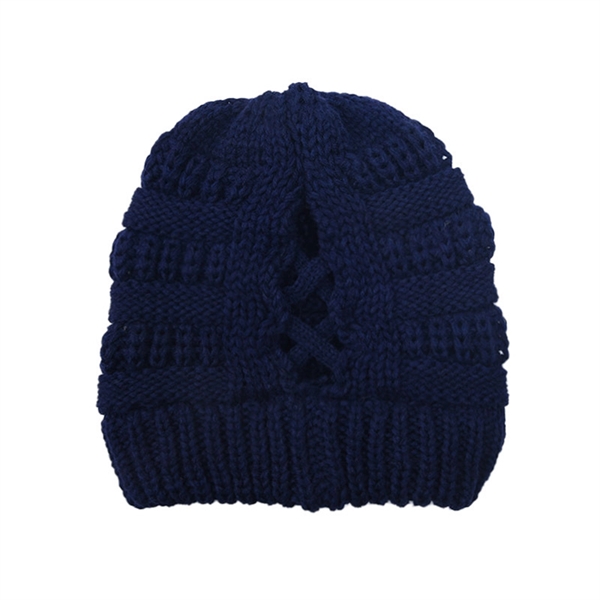 Winter Knitted Ponytail Beanie Hat - Winter Knitted Ponytail Beanie Hat - Image 28 of 30