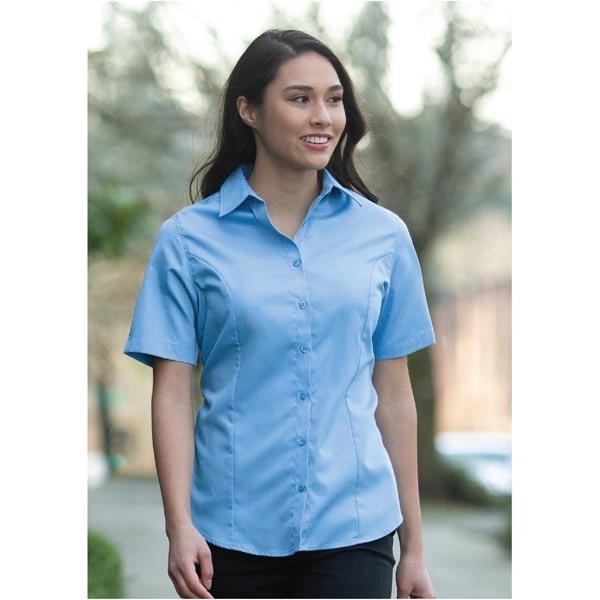 Coal Harbour® Everyday Short Sleeve Woven Ladies' Shirt - Coal Harbour® Everyday Short Sleeve Woven Ladies' Shirt - Image 9 of 9