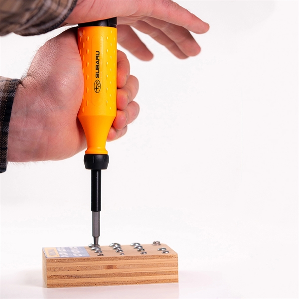 The 8-in-1 Multi Bit Screwdriver - The 8-in-1 Multi Bit Screwdriver - Image 7 of 14