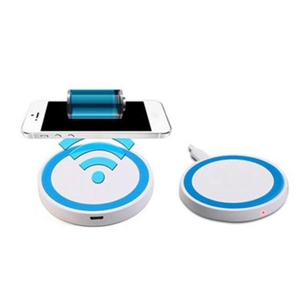 Quick Ship Qi-Certified Portable 5W Wireless Charger - Quick Ship Qi-Certified Portable 5W Wireless Charger - Image 3 of 6