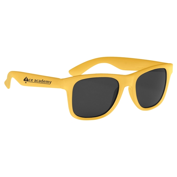 Color Changing Malibu Sunglasses - Color Changing Malibu Sunglasses - Image 37 of 37