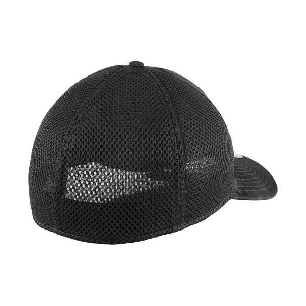 NEW ERA® TONAL CAMO STRETCH TECH MESH CAP - NEW ERA® TONAL CAMO STRETCH TECH MESH CAP - Image 3 of 7