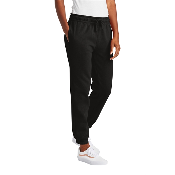 District Women's V.I.T. Fleece Sweatpant - District Women's V.I.T. Fleece Sweatpant - Image 4 of 20