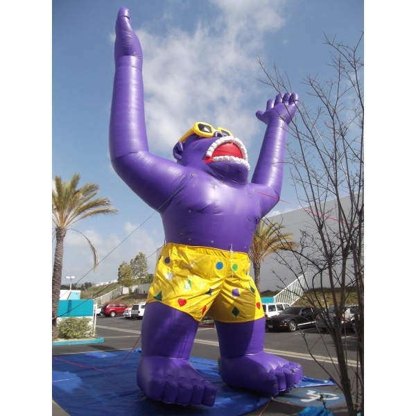 18' Inflatable Gorilla - 18' Inflatable Gorilla - Image 1 of 1