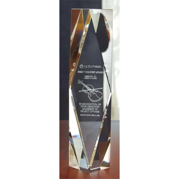 Medium Chairmans 3D Crystal Award - Medium Chairmans 3D Crystal Award - Image 0 of 1