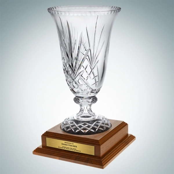 Grand Victoria Vase