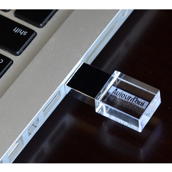 Trophy  USB Flash Drive - Trophy  USB Flash Drive - Image 0 of 1