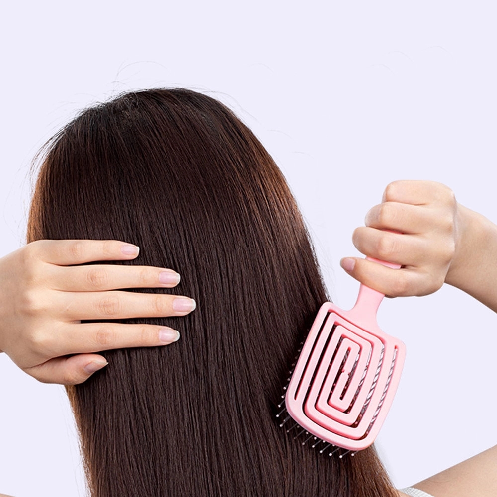 Ergonomic Curved Comb for Hair Styling & Scalp Massage	